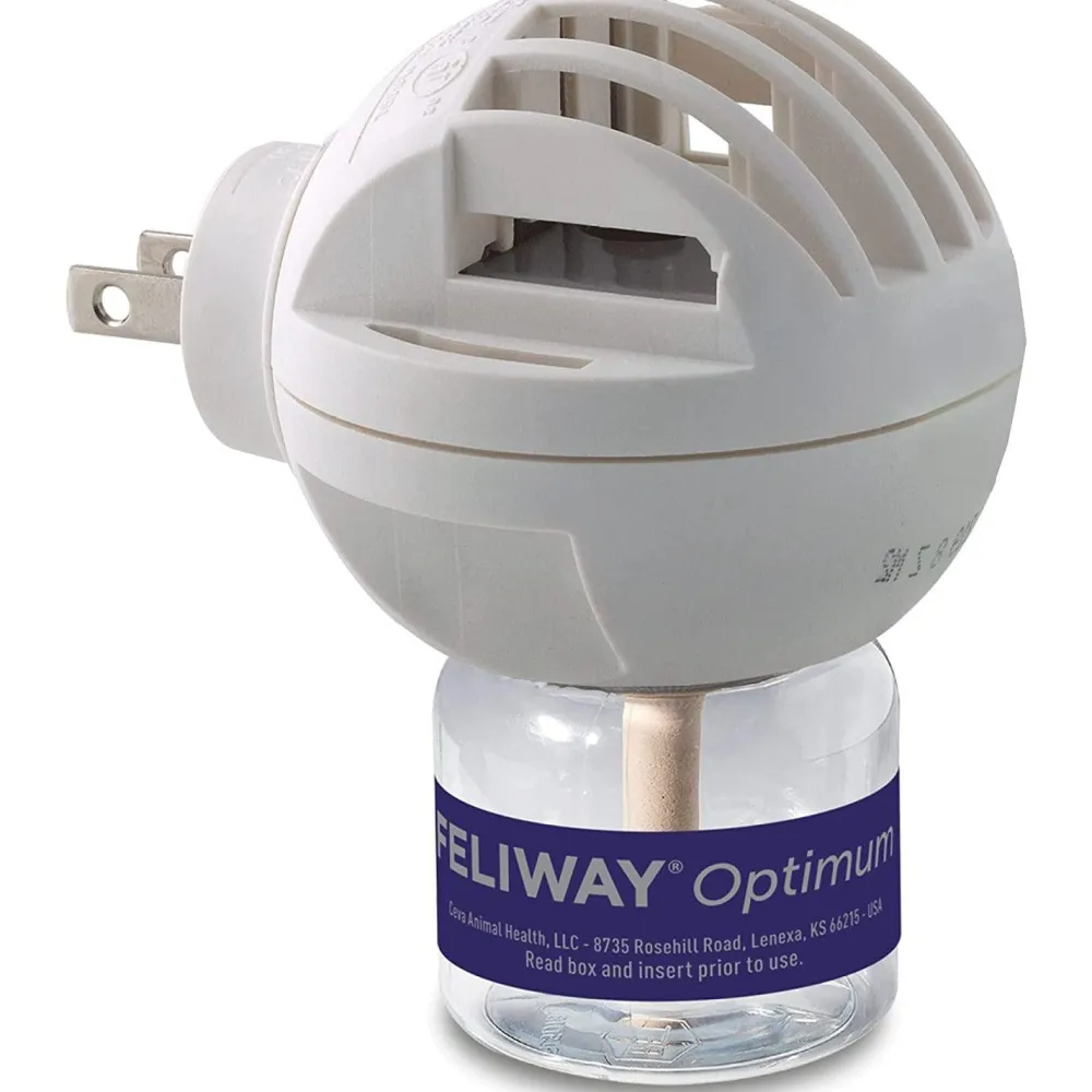 Online Optimum Cat, Enhanced Calming Pheromone Diffuser, 30 Day Starter Kit Supplies Collars, Scratchers, Toys, Etc.